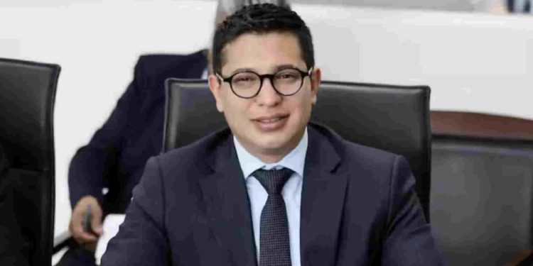 El morenista Emmanuel Vargas es detenido por atropellar a dos adolescentes en Azcapotzalco