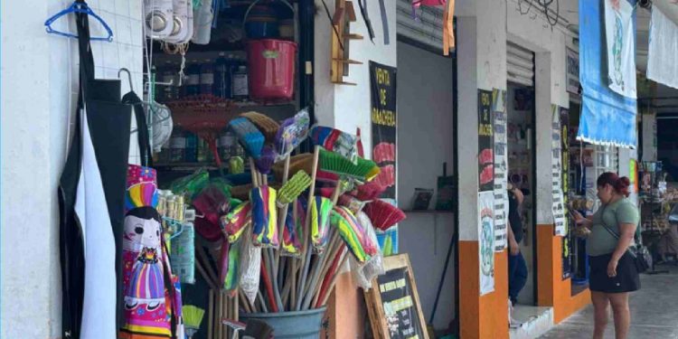 Operativo contra comercios irregulares en Cancún se intensifica 2025