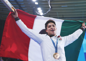 Osmar Olvera campeón mundial de clavados