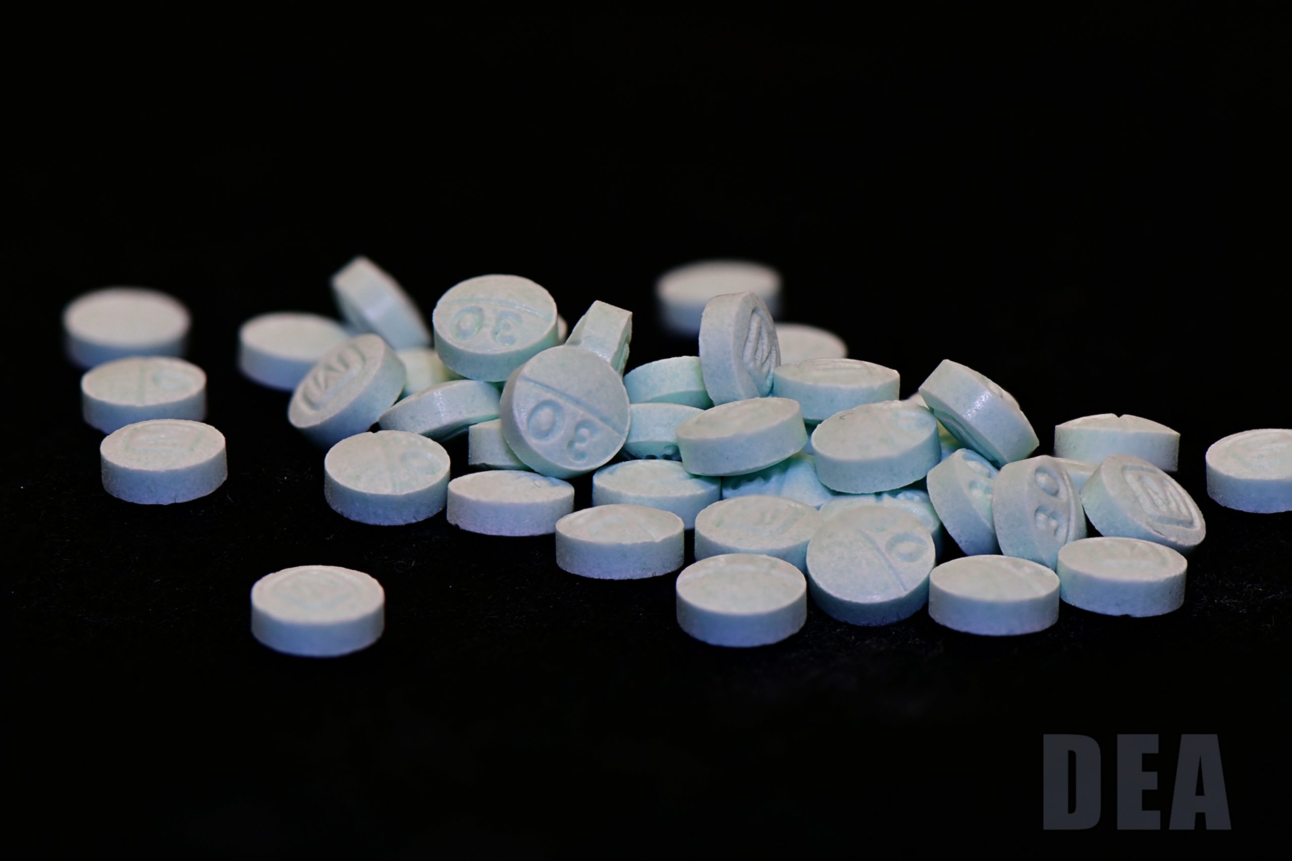 Venta de medicamentos con opioides y riesgos para turistas