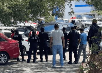 Asesinato en agencia automotriz de Cancún: lo ejecutan a plena luz del día