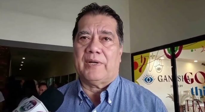 Rector de la UJAT defiende calidad del servicio médico para trabajadores ante protestas sindicales