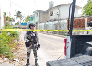 Catean domicilio en la Región 100 de Cancún por averiguaciones de homicidio