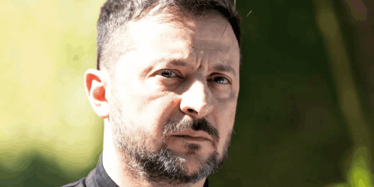 Rechaza Zelenski ceder territorios a Rusia previo al encuentro Trump-Putin en Alaska