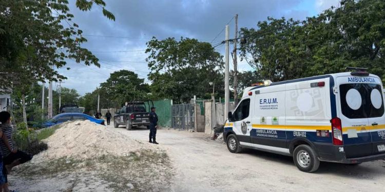 Ejecutan a balazos a un hombre en su domicilio en la Región 244 de Cancún