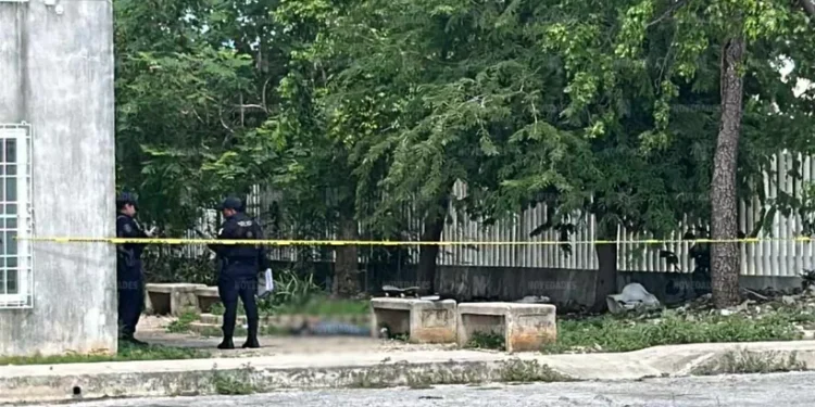 Joven ejecutado de un tiro en la cabeza en Prado Norte de Cancún impacta a vecinos