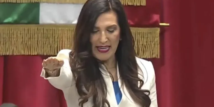 Kenia López Rabadán asume como nueva presidenta de la Cámara de Diputados