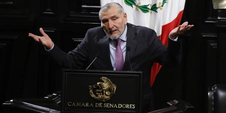 Adán Augusto se quedó con el ISR de 79 millones; solo pagó 1.9 mdp cuando debía entregar 26 al SAT