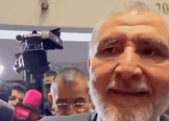 Adán Augusto minimiza la solicitud de Anaya y dice a la oposición que se vaya de rodillas a la basílica