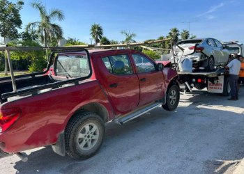 Choque por alcance en la carretera 307 genera severo congestionamiento vial entre Playa del Carmen y Puerto Morelos