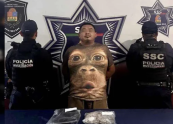 Detienen a sujeto con 60 dosis de marihuana en la carretera Cancún–Tulum