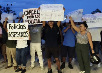 Exigen justicia por la muerte de Pablo Cruz: protestan en la Plaza 28 de Julio en Playa del Carmen