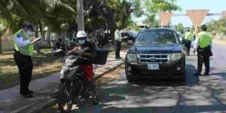 Falta de regulación al tránsito de motos; lista la propuesta de reglamento de tránsito, señala director de Tránsito estatal