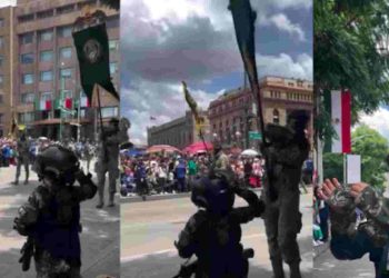 Soldado regala su insignia a un niño vestido de militar pleno desfile; el gesto generoso se viralizó