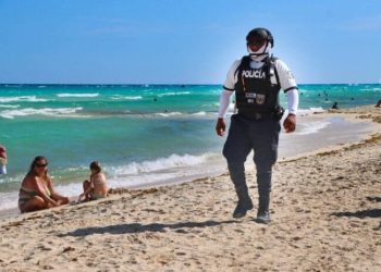 Muerte fatal tras detención: pescador muere por asfixia y golpe en Playa del Carmen
