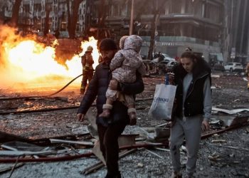 Ataque ruso con drones sacude a la capital ucraniana