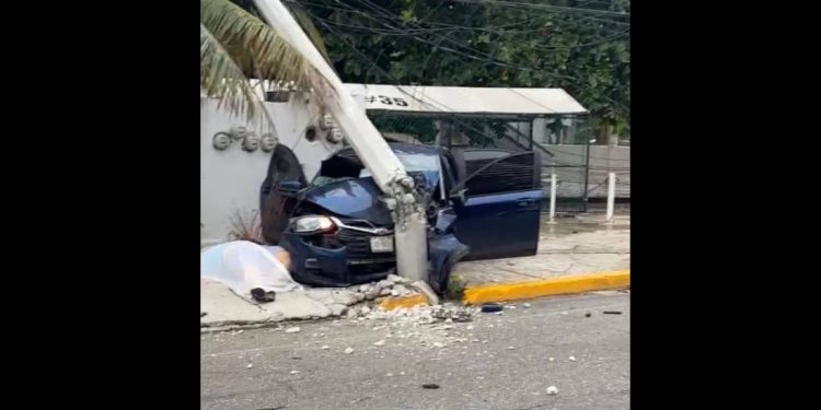 accidente en la avenida Bonampak en Cancún