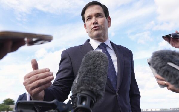 Marco Rubio defiende ataques de EU a barcos de Venezuela ligados al narco