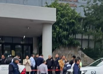 Suspenden actividades en facultades de la UNAM por amenaza de artefactos explosivos