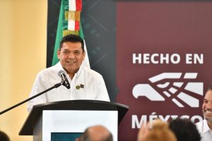 El gobernador de de Tabasco, Javier May Rodríguez, coincidió en que el Tren Maya representa un símbolo de la soberanía productiva.