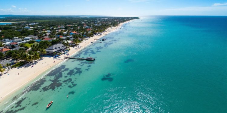 Precios elevados en Holbox ahuyentan el turismo