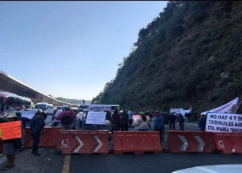 Bloqueo en Mexico: se denuncia corrupción