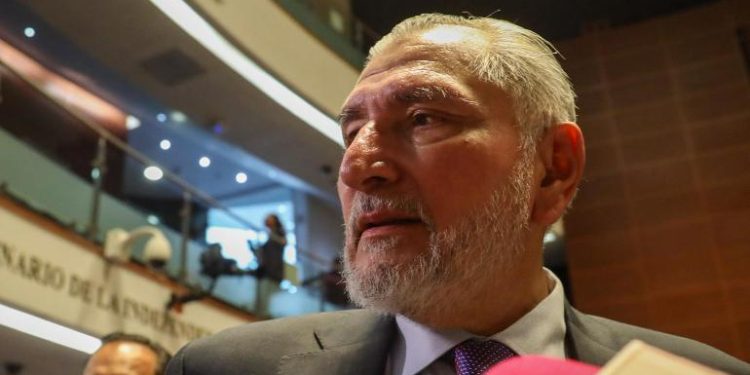 Empresario ligado a Adán Augusto López señalado en trama de huachicol