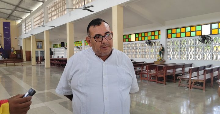 Cuenta de WhatsApp de sacerdote es hackeada para cometer fraudes en José María Morelos