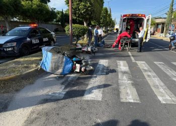 Accidente entre motocicletas deja tres lesionados en La Presumida, José María Morelos
