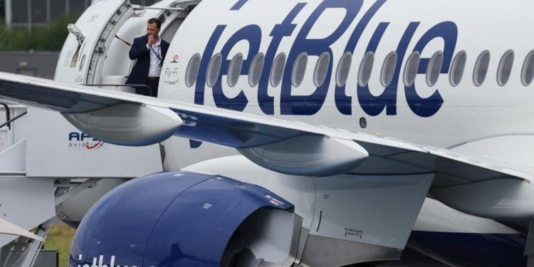 aterrizaje de emergencia del vuelo Cancún-Newark