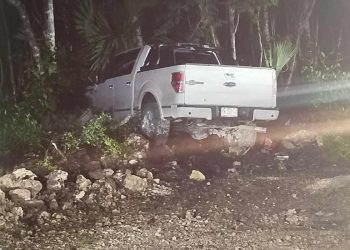 Balacera tras robo de camioneta en Playa del Carmen