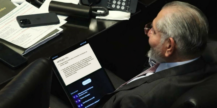 Monreal descarta retroactividad de Ley