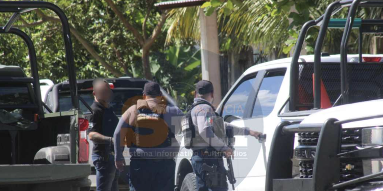 Realizan operativo por presunto narcomenudeo en la colonia Francisco May