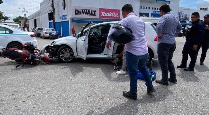 Motociclista lesionado en choque en Playa del Carmen