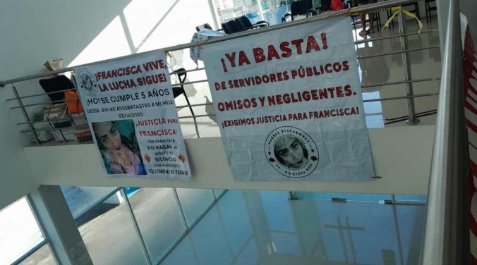 Vinculan a proceso a dos exfuncionarios por negligencia en caso de Francisca Mariner