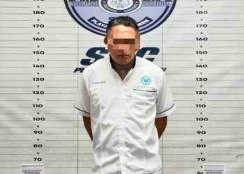 Cae taxista con ‘mota’ en Playa del Carmen