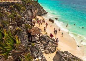 Altos precios afectan turismo en Tulum