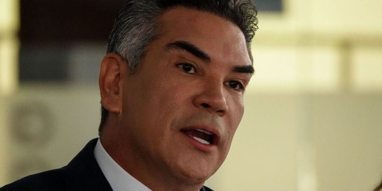 Alito Moreno critica al PAN