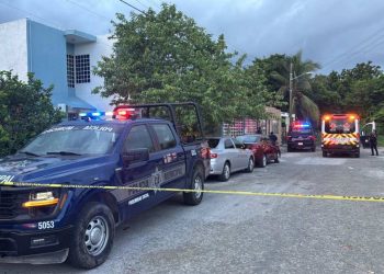 Hombre se suicida tras atacar a su pareja en Cancún