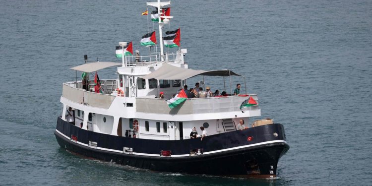 Delegacion mexicana detenida en Israel piden ayuda a Sheinbaum