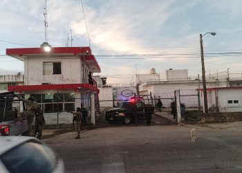 Llega a Chetumal convoy con 41 internos provenientes del penal de Cancún