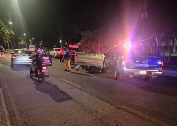 Mujer pierde la vida tras ser embestida en la Zona Hotelera de Cancún; conductor responsable huye