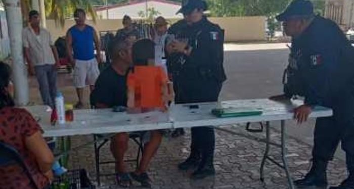 Policía de Playa del Carmen rescata a menor en situación de riesgo en La Guadalupana