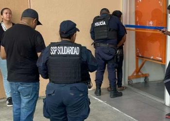 Detienen a presunto ladrón en plaza comercial de Villas del Sol