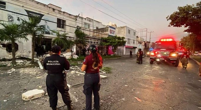 Explosión en la Supermanzana 51 de Cancún moviliza a Bomberos