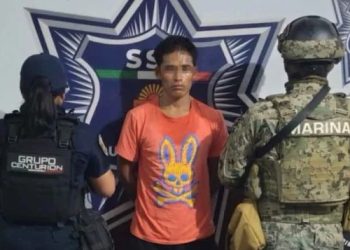 Detienen a sujeto con más de 50 dosis de droga en la Supermanzana 243