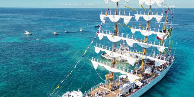 buque escuela cuauhtemoc