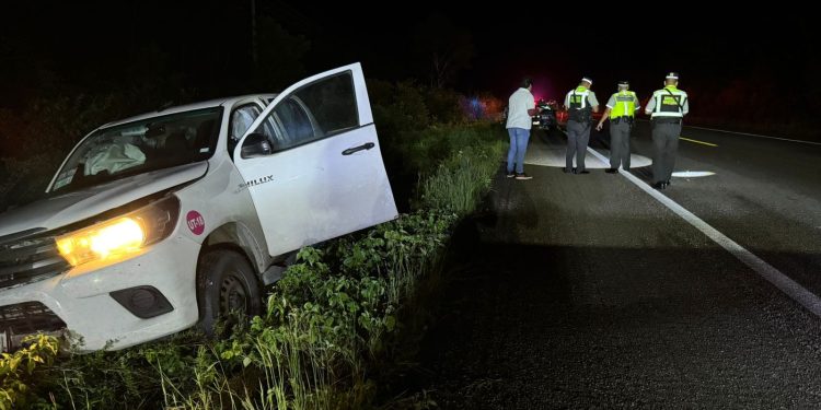 Obrero se salva de morir en carretera Tulum–Felipe Carrillo Puerto