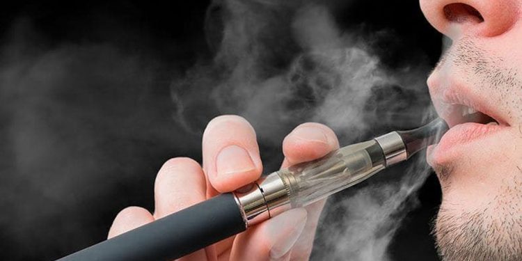 regulaciones contra los cigarros electrónicos