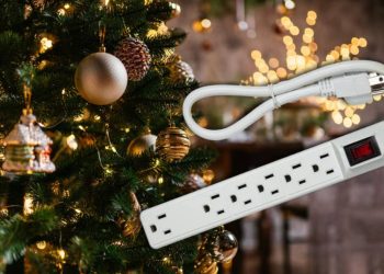 CFE emite recomendaciones para prevenir accidentes eléctricos por luces y adornos navideños